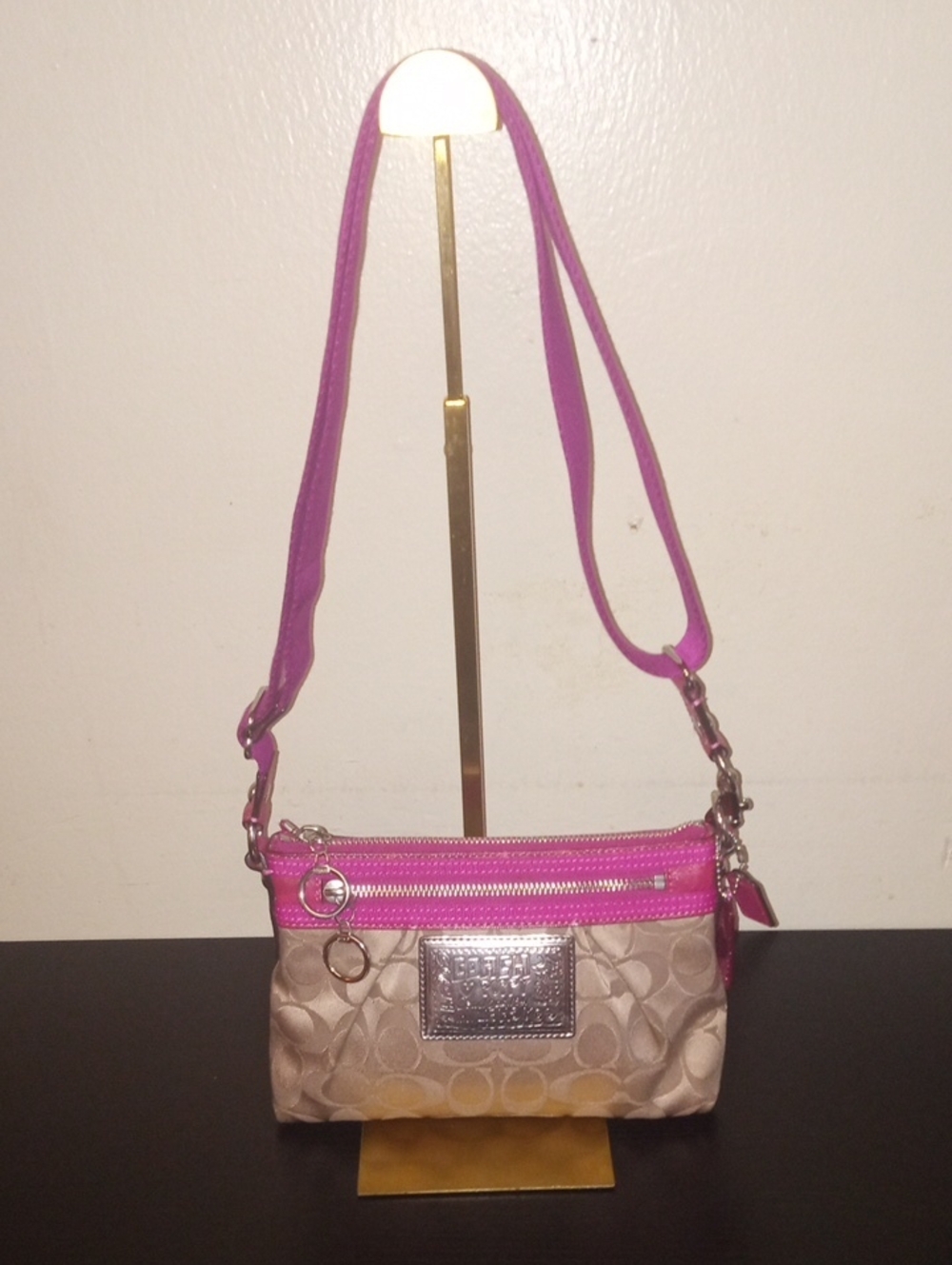 Coach Poppy Crossbody EUC